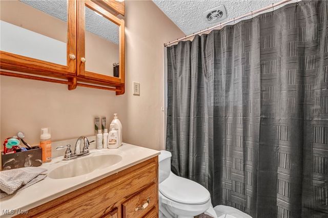 5200 Royalton Road D-8, North Royalton, OH 44133