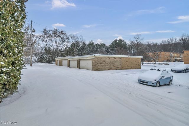 5200 Royalton Road D-8, North Royalton, OH 44133