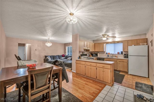 5200 Royalton Road D-8, North Royalton, OH 44133