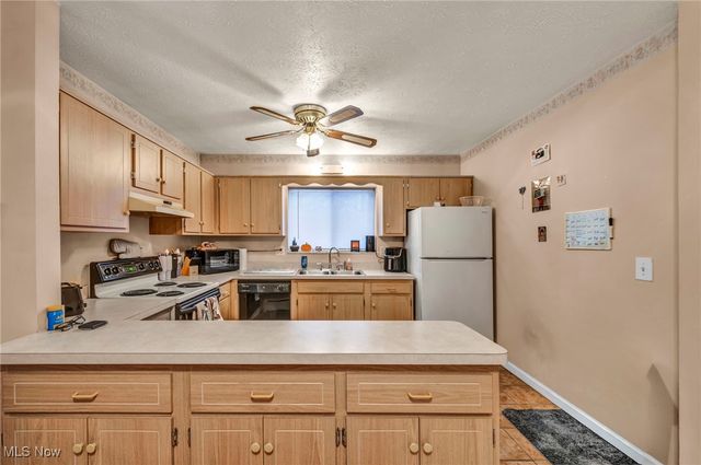 5200 Royalton Road D-8, North Royalton, OH 44133