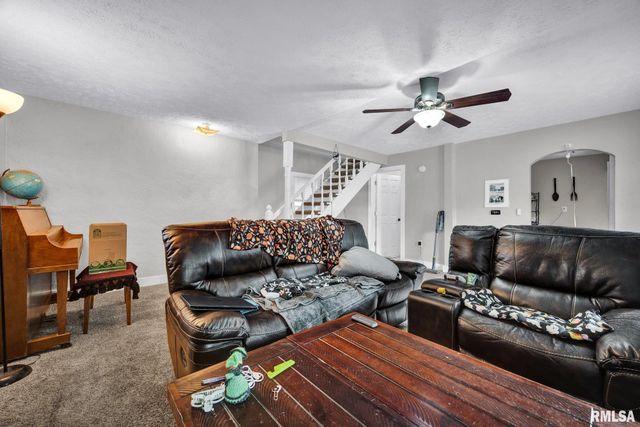 431 DOERING Avenue, East Peoria, IL 61611