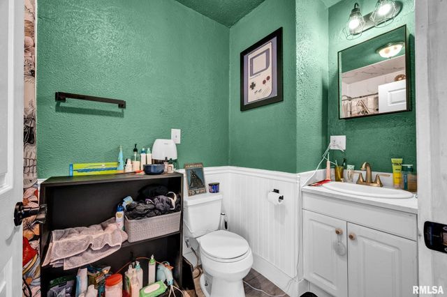 431 DOERING Avenue, East Peoria, IL 61611