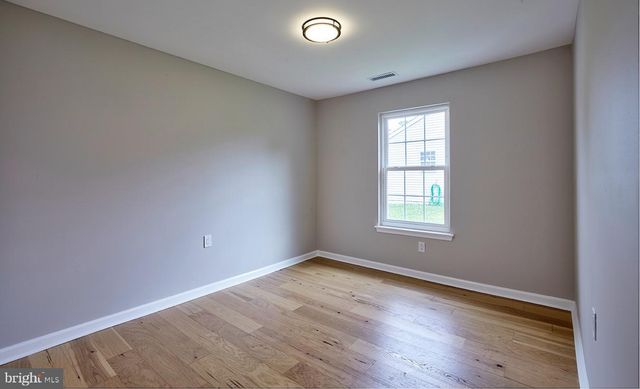 27 KELLY DR, Deptford, NJ 08096