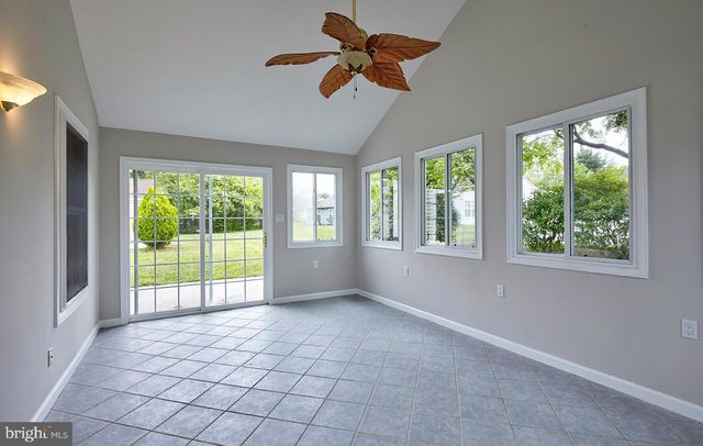 27 KELLY DR, Deptford, NJ 08096