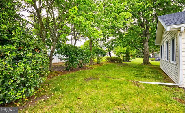 27 KELLY DR, Deptford, NJ 08096