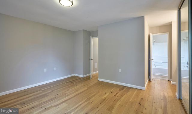 27 KELLY DR, Deptford, NJ 08096