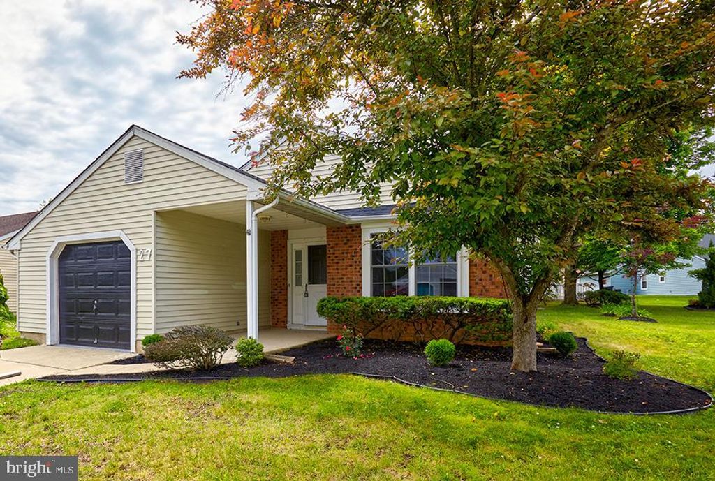 27 KELLY DR, Deptford, NJ 08096