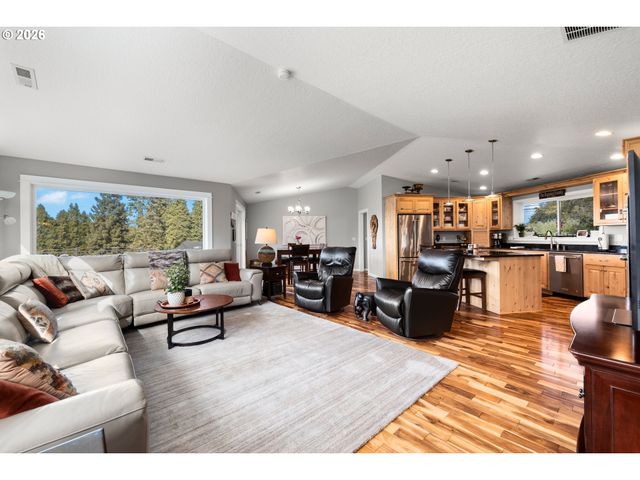 24801 Sw LADD HILL Rd, Sherwood, OR 97140