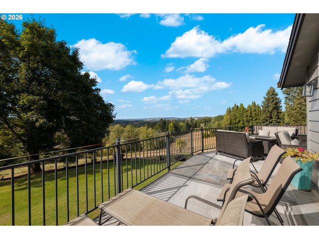 24801 Sw LADD HILL Rd, Sherwood, OR 97140