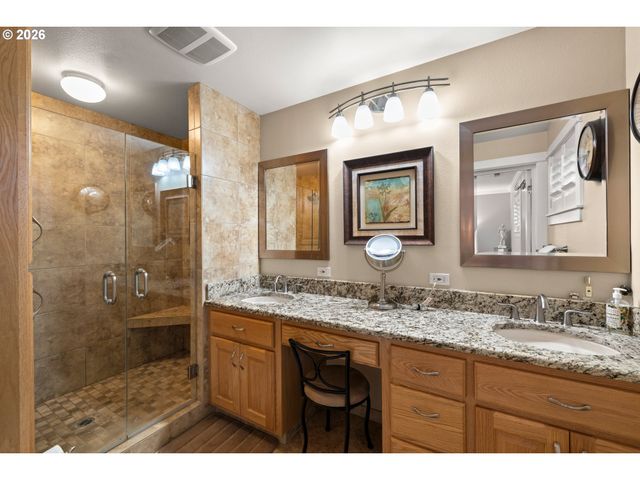 24801 Sw LADD HILL Rd, Sherwood, OR 97140