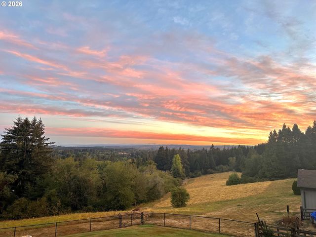 24801 Sw LADD HILL Rd, Sherwood, OR 97140