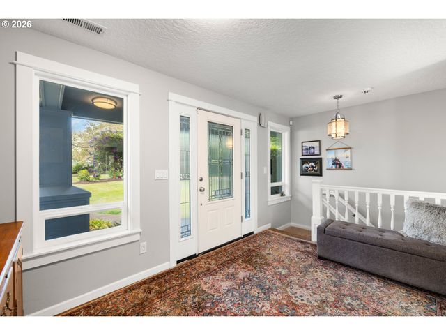 24801 Sw LADD HILL Rd, Sherwood, OR 97140