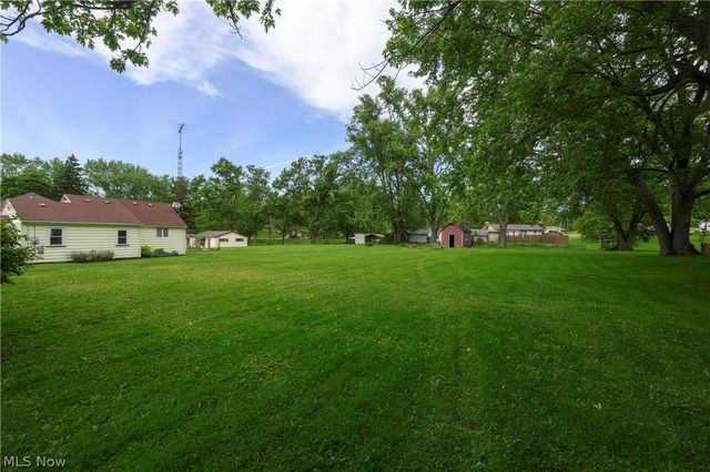 5185 Richville Drive SW, Navarre, OH 44662