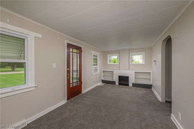 5185 Richville Drive SW, Navarre, OH 44662