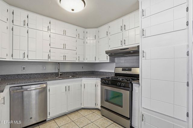 10544 BRISBANE Way, El Paso, TX 79924