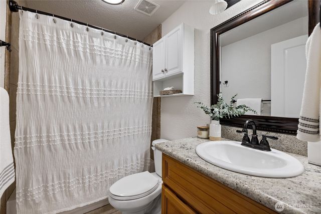 4803 E Maple Lane Circle, Gig Harbor, WA 98335