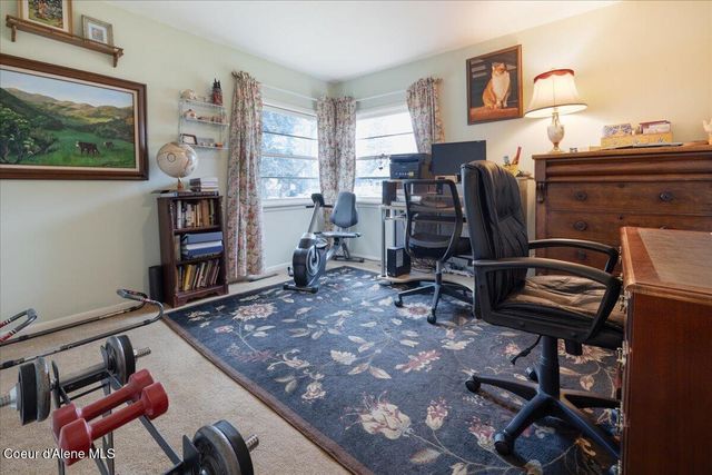 401 S 1st Ave, Sandpoint, ID 83864