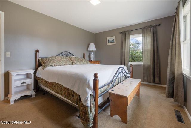 401 S 1st Ave, Sandpoint, ID 83864