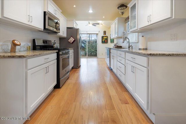 401 S 1st Ave, Sandpoint, ID 83864