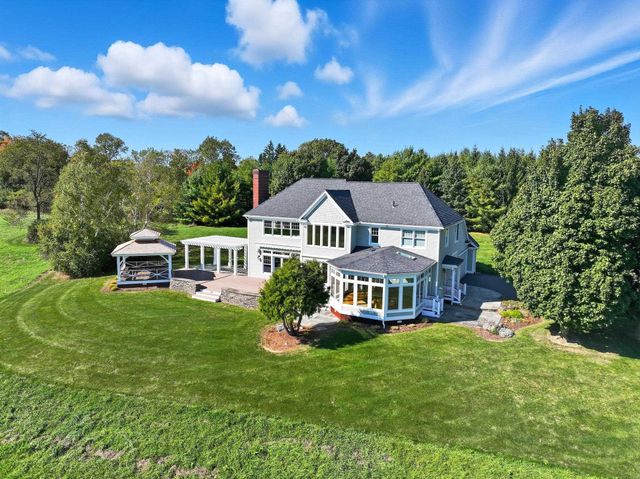 6 Luke Lane, Shelburne, VT 05482