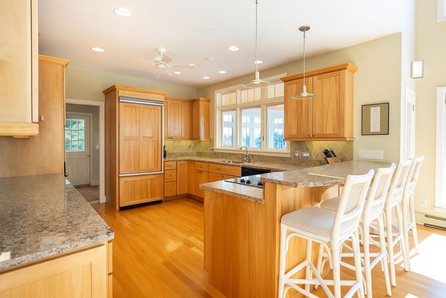 6 Luke Lane, Shelburne, VT 05482