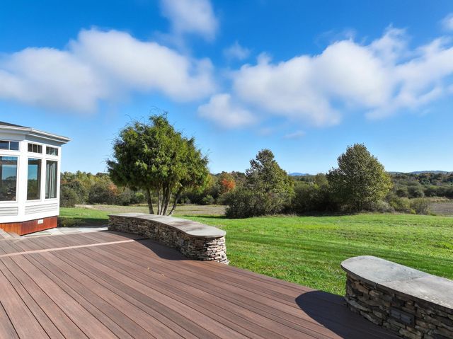 6 Luke Lane, Shelburne, VT 05482