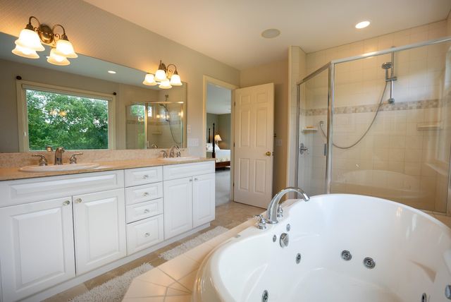 6 Luke Lane, Shelburne, VT 05482