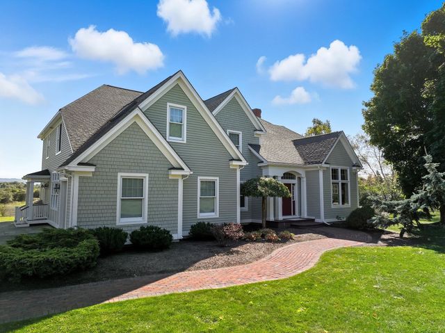 6 Luke Lane, Shelburne, VT 05482