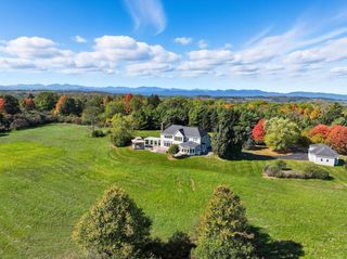 6 Luke Lane, Shelburne, VT 05482