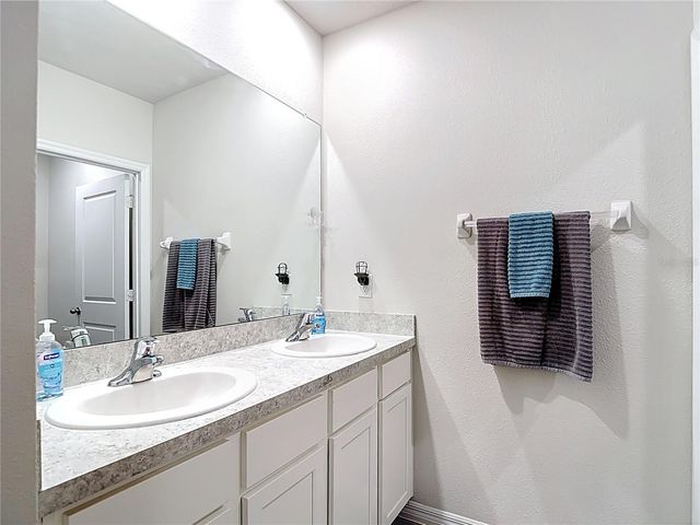 2510 KNIGHT ISLAND DRIVE, Brandon, FL 33511