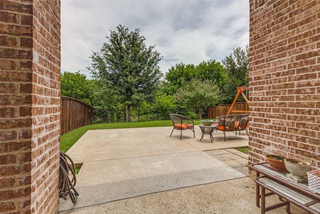 8351 Norwich, The Colony, TX 75056
