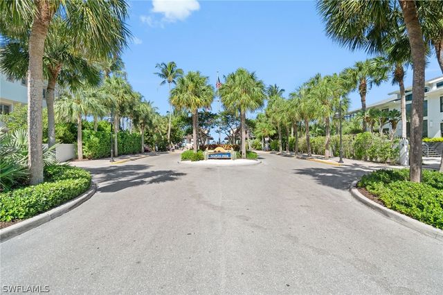 1222 Gordon DR 2, Naples, FL 34102