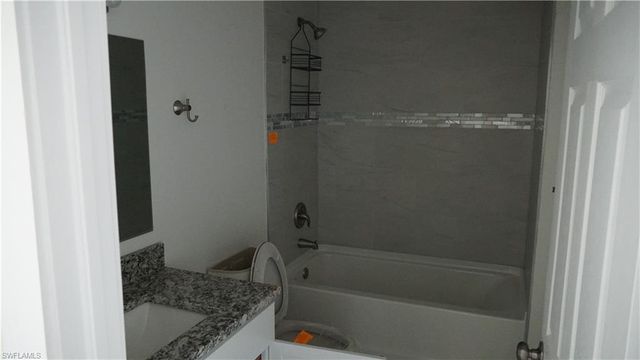 3918 NW 40th TER, Cape Coral, FL 33993