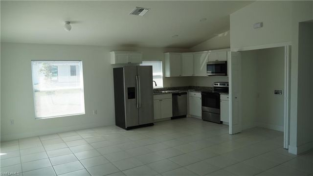 3918 NW 40th TER, Cape Coral, FL 33993