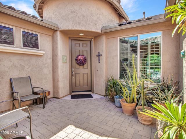 2539 W RABJOHN Road, Phoenix, AZ 85085