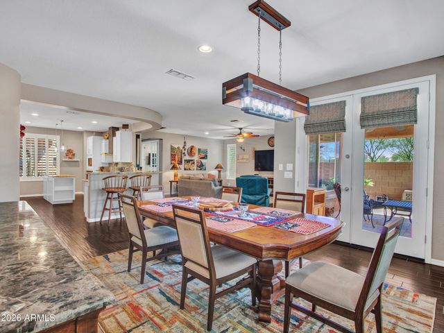 2539 W RABJOHN Road, Phoenix, AZ 85085