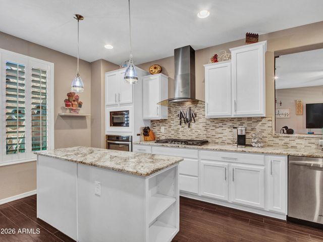2539 W RABJOHN Road, Phoenix, AZ 85085