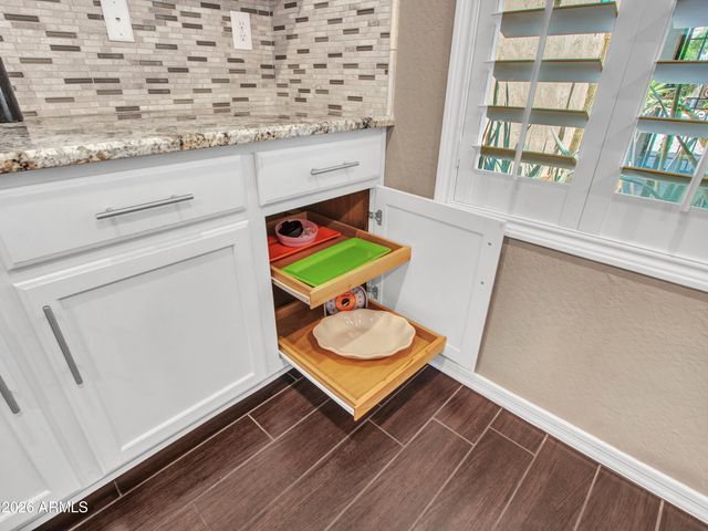 2539 W RABJOHN Road, Phoenix, AZ 85085