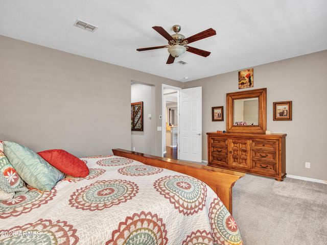 2539 W RABJOHN Road, Phoenix, AZ 85085