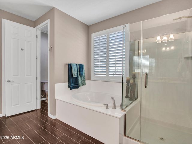 2539 W RABJOHN Road, Phoenix, AZ 85085