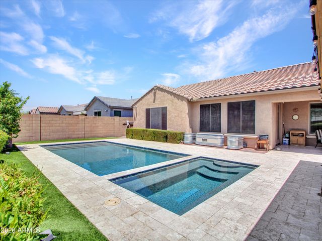 2539 W RABJOHN Road, Phoenix, AZ 85085