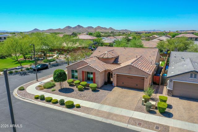 2539 W RABJOHN Road, Phoenix, AZ 85085