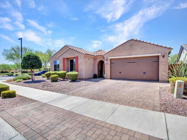 2539 W RABJOHN Road, Phoenix, AZ 85085