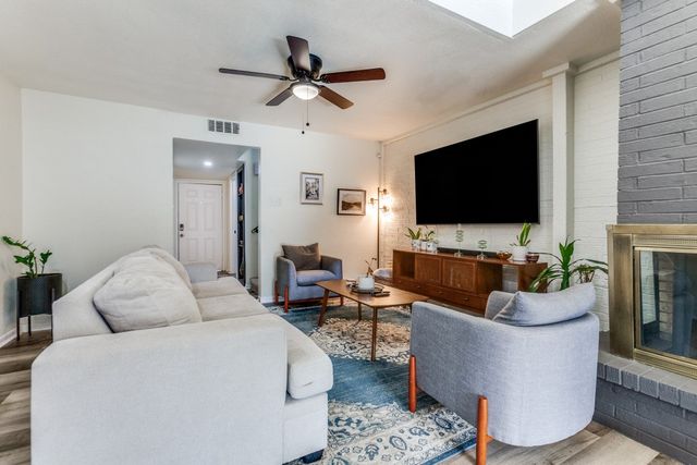 4120 Towngate Boulevard, Garland, TX 75041