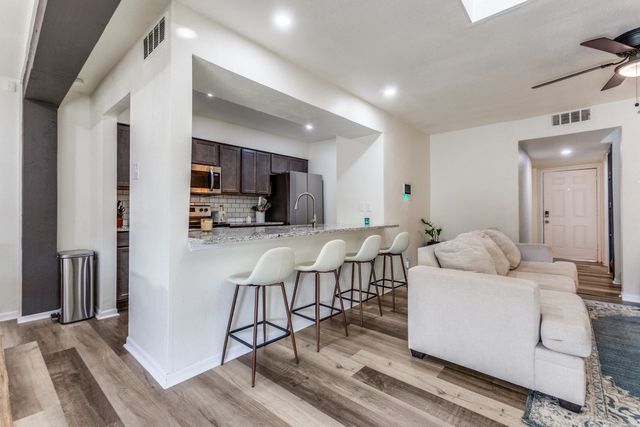 4120 Towngate Boulevard, Garland, TX 75041