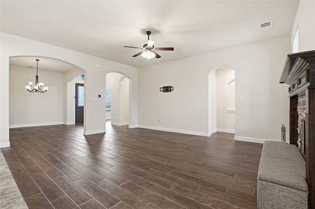 1624 Barrel Oak Drive, Fort Worth, TX 76028