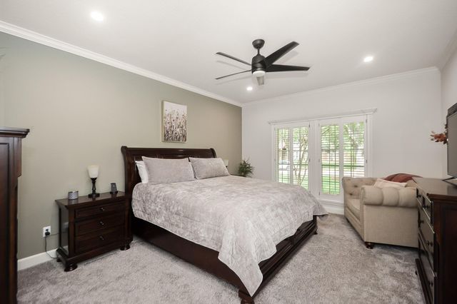 51 Dewberry Court, Lake Jackson, TX 77566