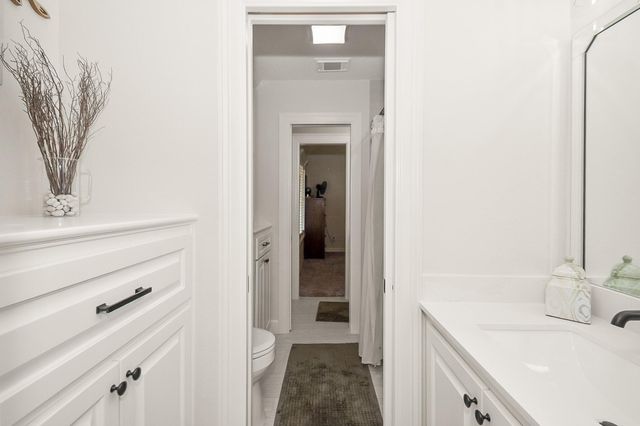 51 Dewberry Court, Lake Jackson, TX 77566