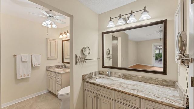 270 LAUREL HOLLOW DRIVE 34, Nokomis, FL 34275