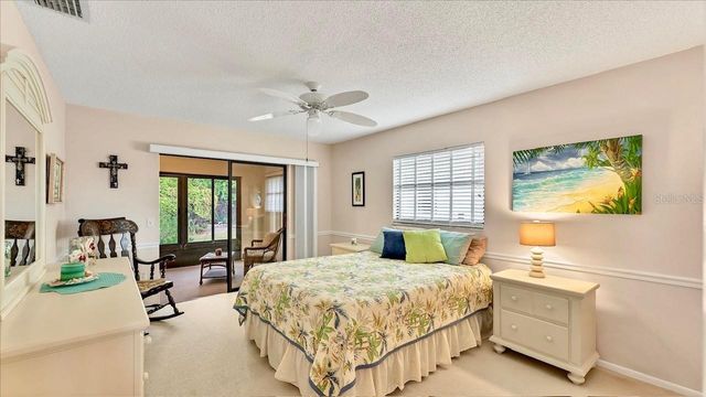270 LAUREL HOLLOW DRIVE 34, Nokomis, FL 34275